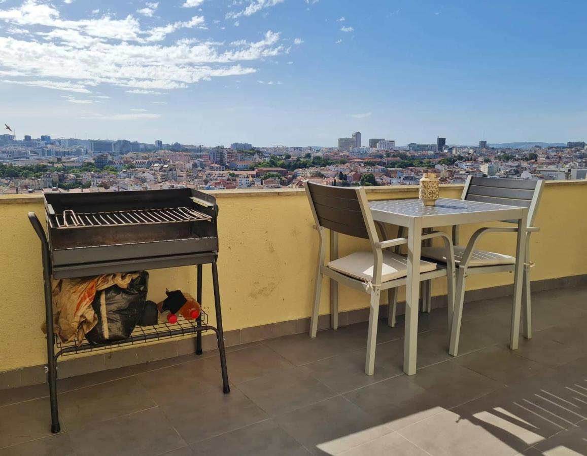 The Sunset Hideout Apartment Lisbon Bagian luar foto